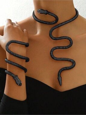 Black Snake Jewelry Set – Costume Jewelry ✨🐍